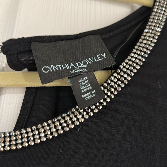 Cynthia Rowley Women size 1X  Black Jeweled Top/ tunic - Picture 6 of 10